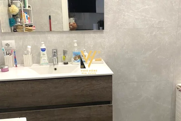 Shtepi me qera Apartament ne Tirane, 1+1, Mobilimi E mobiluar, Pagesa 900  Euro.