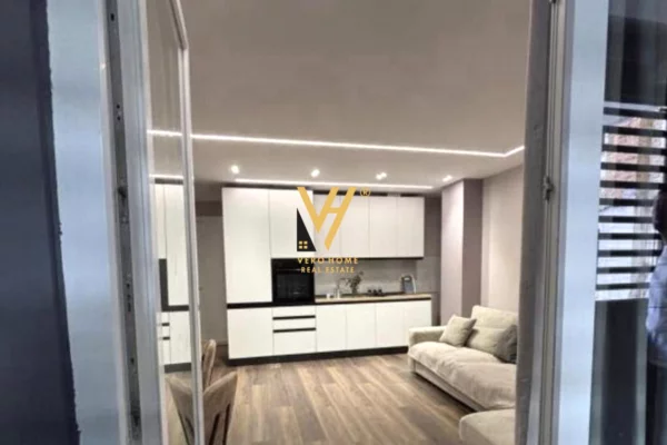 Shtepi me qera Apartament ne Tirane, 1+1, Mobilimi E mobiluar, Pagesa 800  Euro.