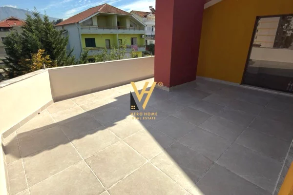 Business Property for Rent 3+1 in Tirana - 1,900 Euro