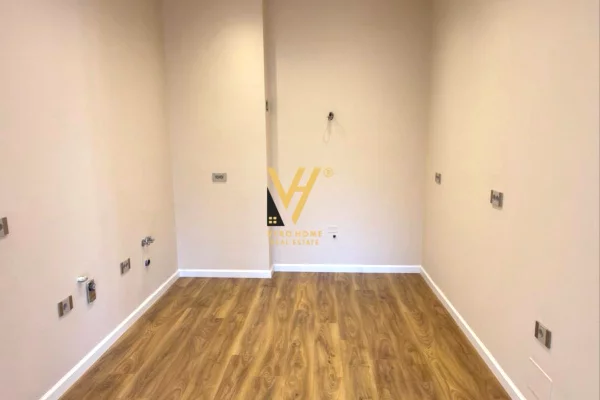 Shtepi me qera Apartament ne Tirane, 4+1, Mobilimi E mobiluar, Pagesa 1,900  Euro.