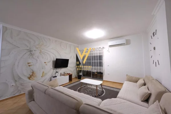 Shtepi me qera 2+1 ne Tirane - 450 Euro