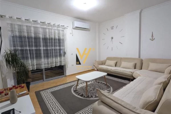 Shtepi me qera Apartament ne Tirane, 2+1, Mobilimi E mobiluar, Pagesa 450  Euro.