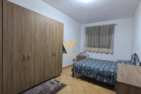 Shtepi me qera 2+1 ne Tirane - 450 Euro