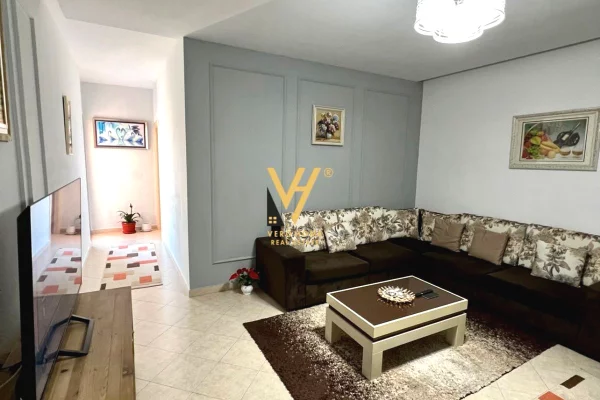 Shtepi ne shitje 2+1 ne Tirane - 142,000 Euro