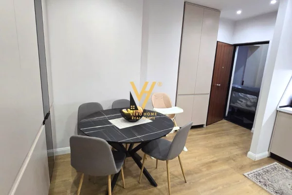 Shtepi me qera 2+1 ne Tirane - 1,500 Euro