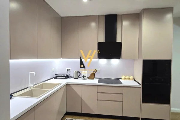 Shtepi me qera Apartament ne Tirane, 2+1, Mobilimi E mobiluar, Pagesa 1,500  Euro.