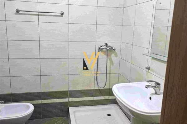 Shtepi ne shitje 1+1 ne Tirane - 84,000 Euro