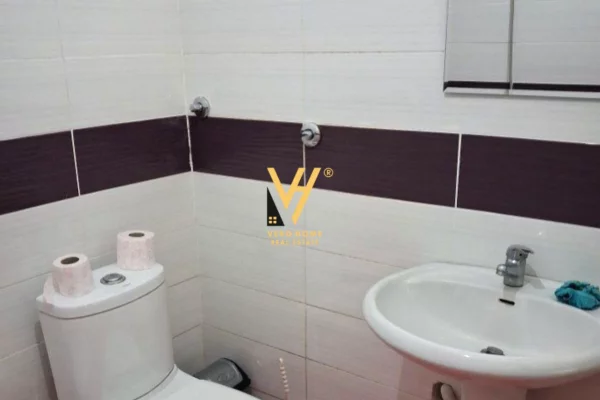 Shtepi me qera Apartament ne Tirane, 2+1, Mobilimi E mobiluar, Pagesa 450  Euro.