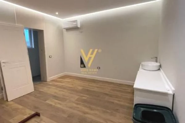 Business Property for Rent 1+1 in Tirana - 1,500 Euro