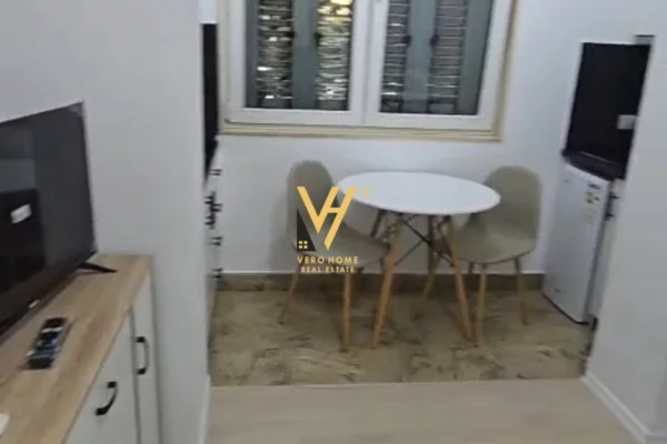 Shtepi me qera Garsoniere ne Tirane - 380 Euro