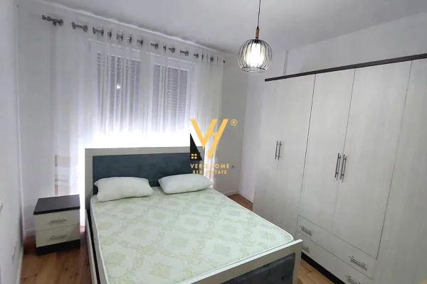 Shtepi me qera Apartament ne Tirane, 2+1, Mobilimi E mobiluar, Pagesa 70,000  Leke.