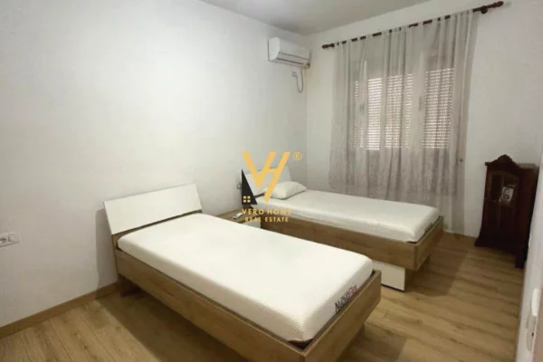 Shtepi me qera 2+1 ne Tirane - 70,000 Leke