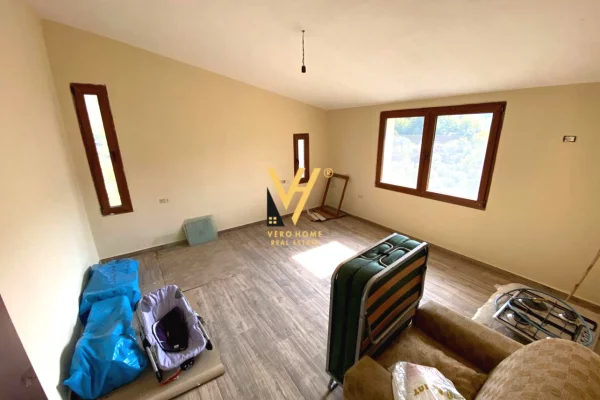 Luxury villas for sale in Tirana 6+1, In Part