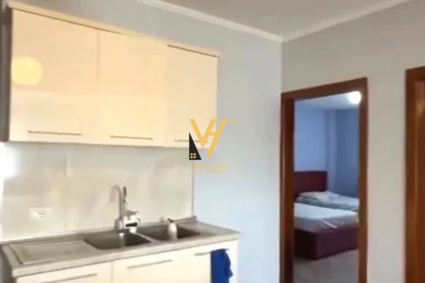 Shtepi me qera 2+1 ne Tirane - 60,000 Leke