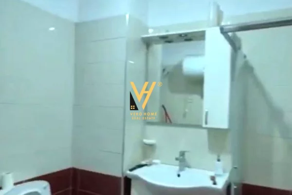 Shtepi me qera Apartament ne Tirane, 2+1, Mobilimi E mobiluar, Pagesa 60,000  Leke.