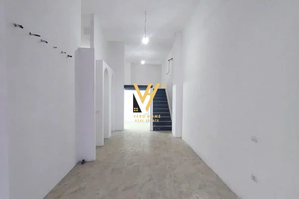 SHITET DYQAN 106 M2 TE KOMPLEKSI TURDIU, ISH FUSHA E AVIACIONIT 230.000 EURO