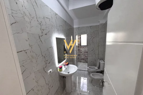 Business Property for Rent 3+1 in Tirana - 500 Euro