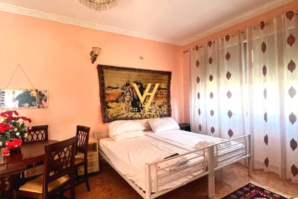 Shtepi me qera 3+1 ne Tirane - 1,500 Euro