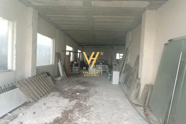 Business Property in Sale 1+1 in Tirana - 240,000 Euro