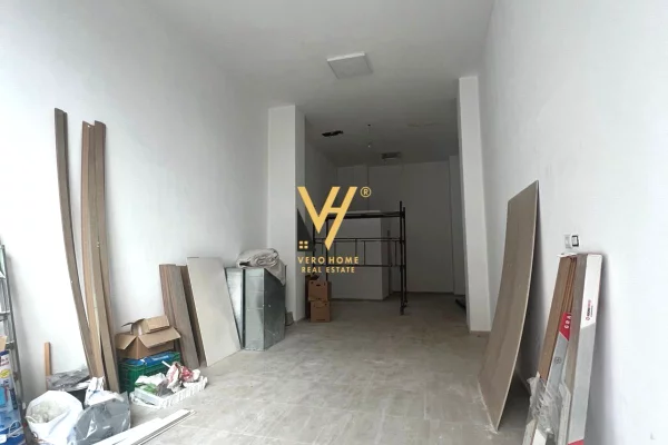 Business Property for Rent 1+1 in Tirana - 60,000 Leke