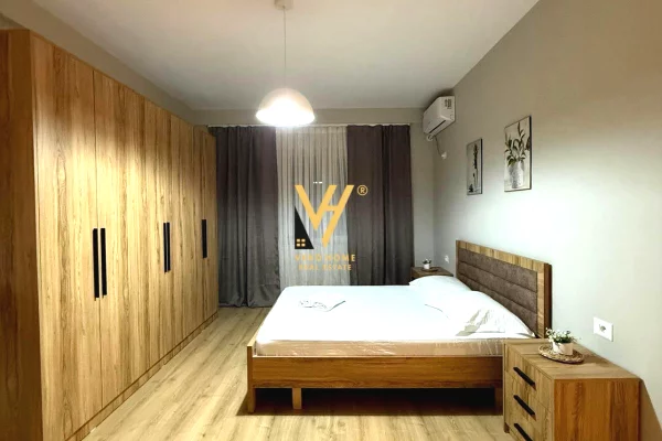 Shtepi me qera Apartament ne Tirane, 1+1, Mobilimi E mobiluar, Pagesa 550  Euro.