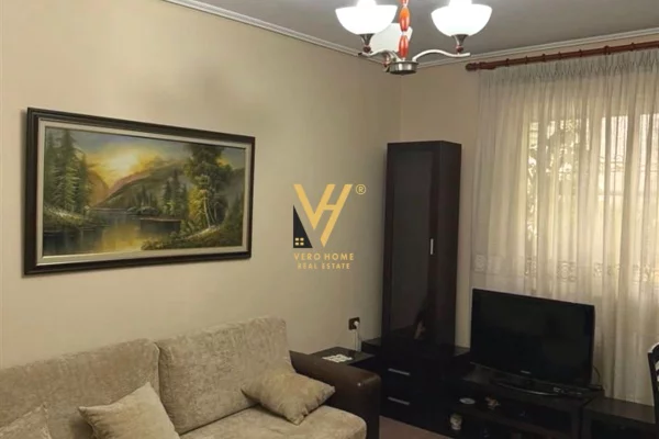 Shtepi me qera 2+1 ne Tirane - 600 Euro