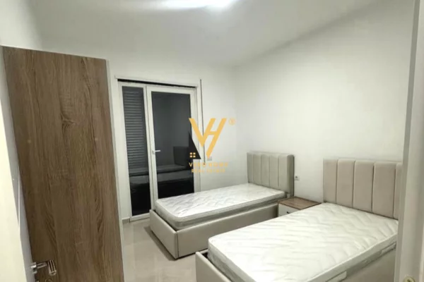 Shtepi me qera Apartament ne Tirane, 2+1, Mobilimi E mobiluar, Pagesa 600  Euro.