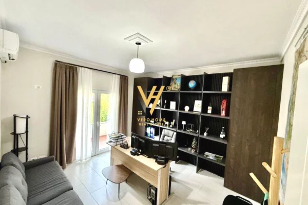 Business Property for Rent 3+1 in Tirana - 650 Euro