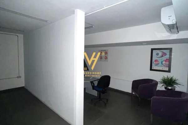 Business Property for Rent 1+1 in Tirana - 180,000 Leke