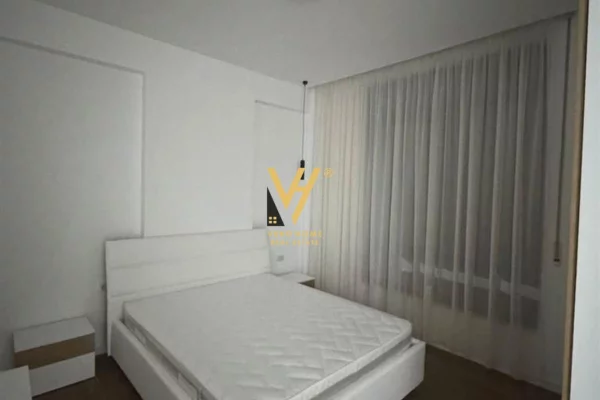 Shtepi me qera 2+1 ne Tirane - 700 Euro