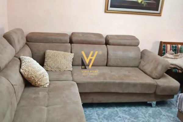 Shtepi me qera 2+1 ne Tirane - 60,000 Leke