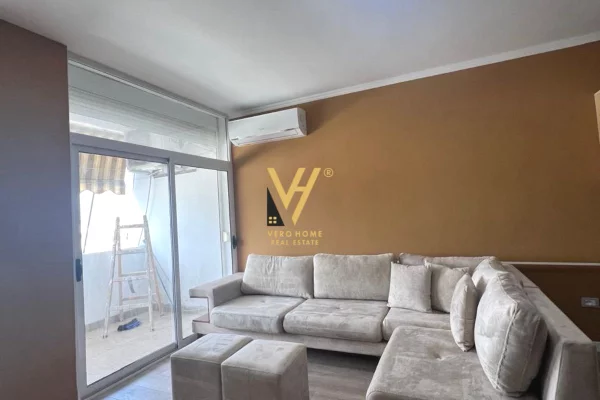 Shtepi me qera 2+1 ne Tirane - 70,000 Leke