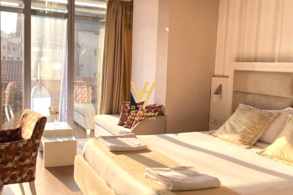 Business Property for Rent 5+1 in Tirana - 25,000 Euro