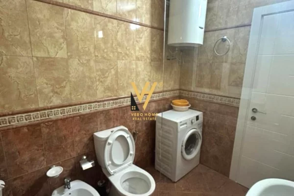 Shtepi me qera Apartament ne Tirane, 2+1, Mobilimi E mobiluar, Pagesa 650  Euro.