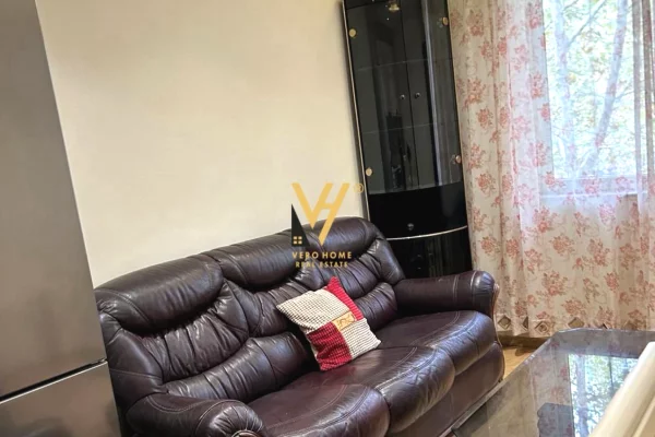 Shtepi me qera 2+1 ne Tirane - 550 Euro