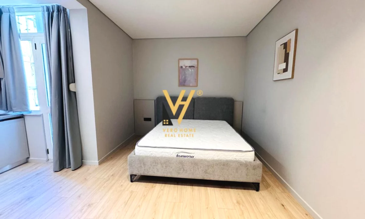 Shtepi me qera Apartament ne Tirane, 3+1, Mobilimi E mobiluar, Pagesa 190,000  Leke.