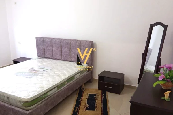 Shtepi me qera 2+1 ne Tirane - 600 Euro