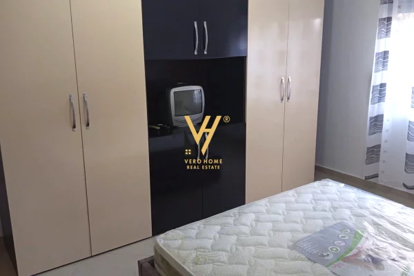 Shtepi me qera 2+1 ne Tirane - 600 Euro