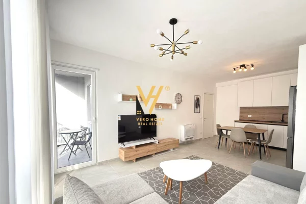 Shtepi me qera 2+1 ne Tirane - 550 Euro