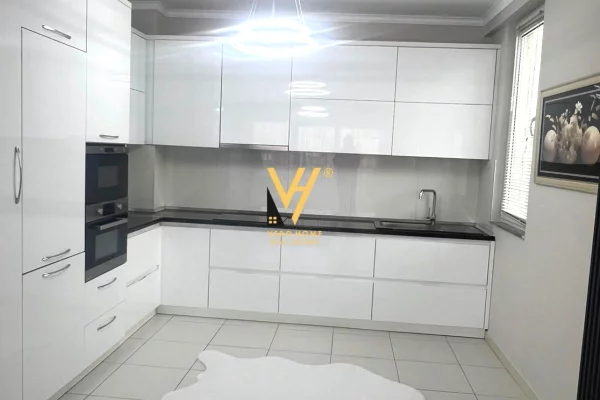 Shtepi ne shitje 2+1 ne Tirane - 155,000 Euro