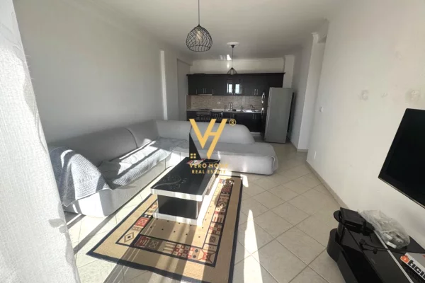 Shtepi me qera 2+1 ne Tirane - 50,000 Leke