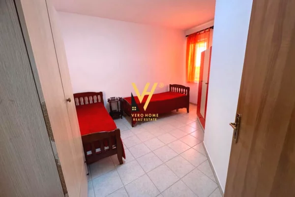 Shtepi me qera 2+1 ne Tirane - 50,000 Leke