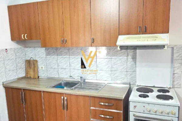 Shtepi me qera 1+1 ne Tirane - 50,000 Leke