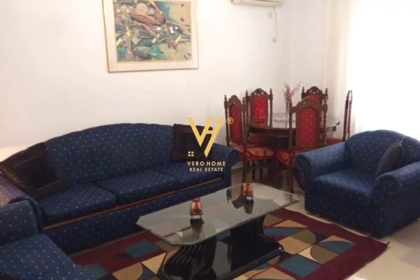 Shtepi me qera Apartament ne Tirane, 3+1, Mobilimi E mobiluar, Pagesa 550  Euro.