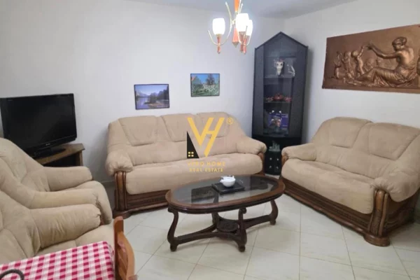 Shtepi me qera 2+1 ne Tirane - 50,000 Leke