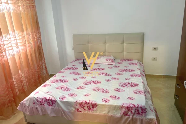 Shtepi me qera 1+1 ne Tirane - 40,000 Leke