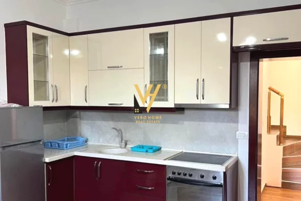 Shtepi me qera 2+1 ne Tirane - 550 Euro