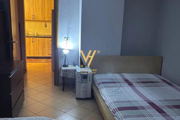 Shtepi me qera Apartament ne Tirane, 1+1, Mobilimi E mobiluar, Pagesa 50,000  Leke.