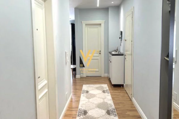 Shtepi me qera 2+1 ne Tirane - 550 Euro