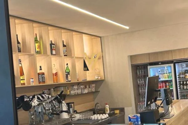 Ambient biznesi ne shitje 2+1 ne Tirane - 330,000 Euro